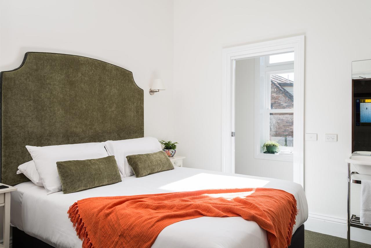 The Florance Hotel Launceston Bagian luar foto